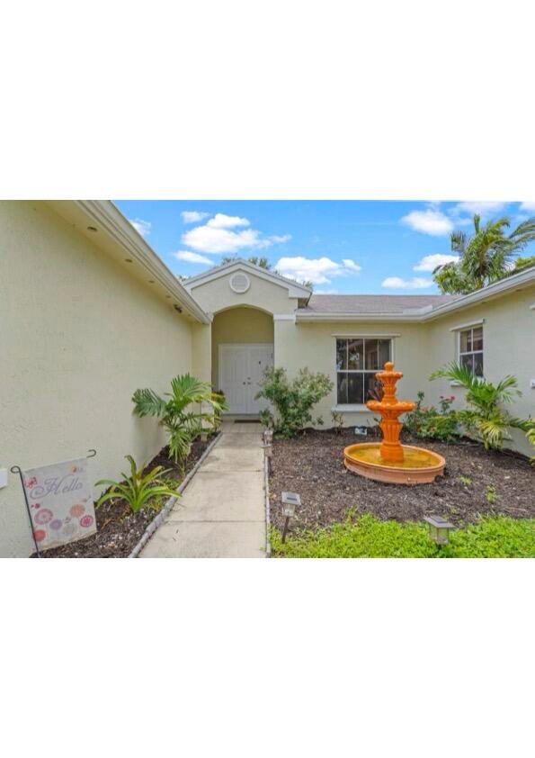 4021 SW 72ND Terrace