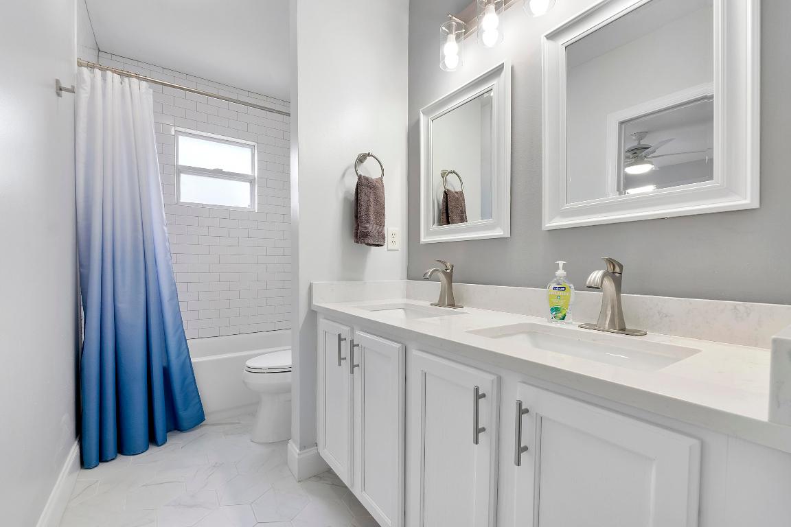 TOWNE PLACE - Residential