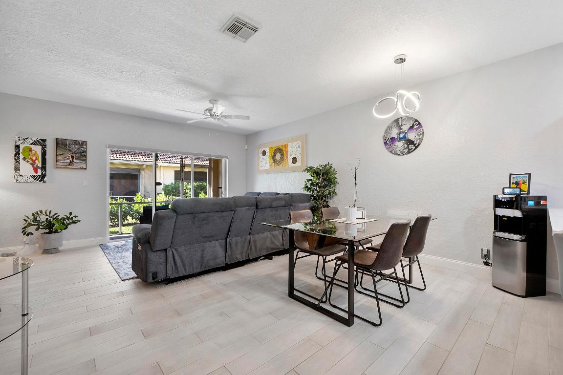 TOWNE PLACE - Residential