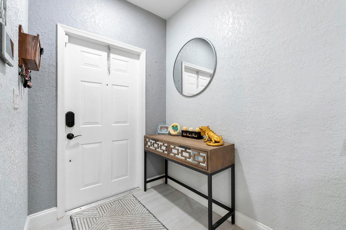 TOWNE PLACE - Residential