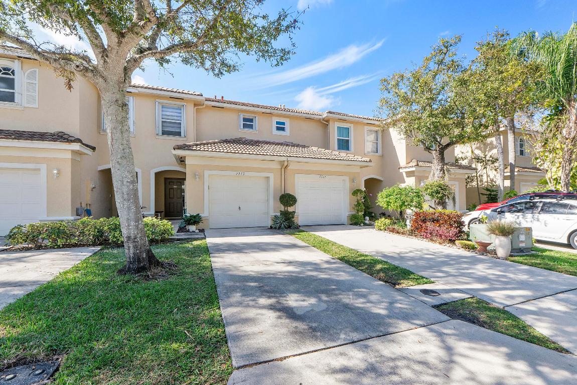 TOWNE PLACE - Residential