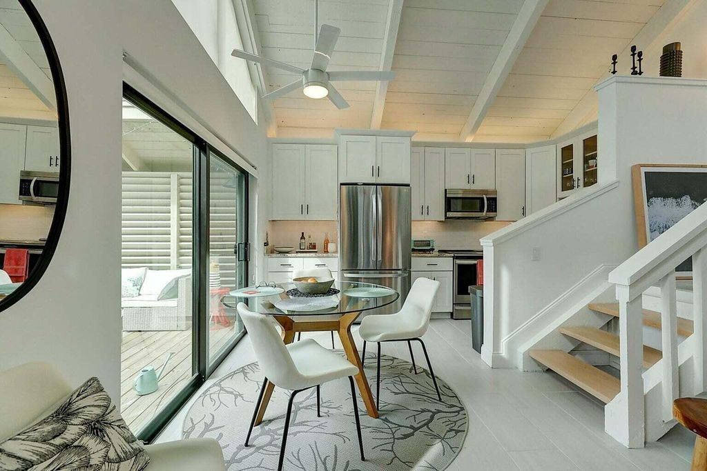 Photo of 1605 S Us Highway 1 #7h, Jupiter, FL 33477 (MLS # R11067135)