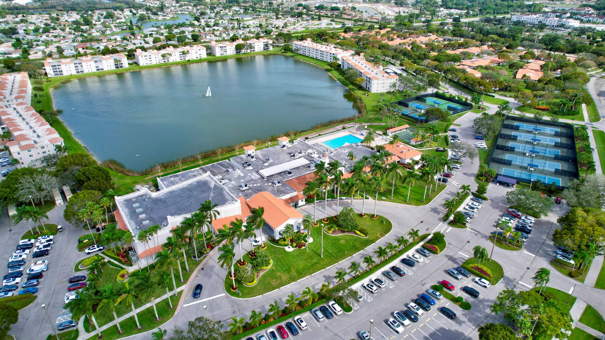 Huntington Pointe - Residential