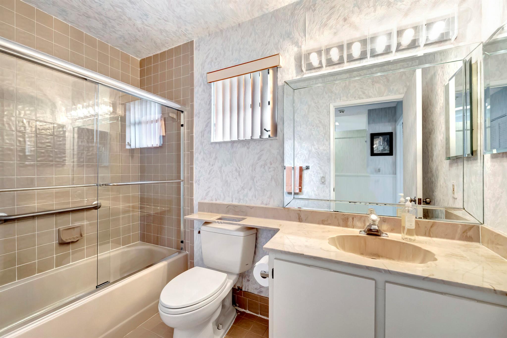 Huntington Pointe - Residential