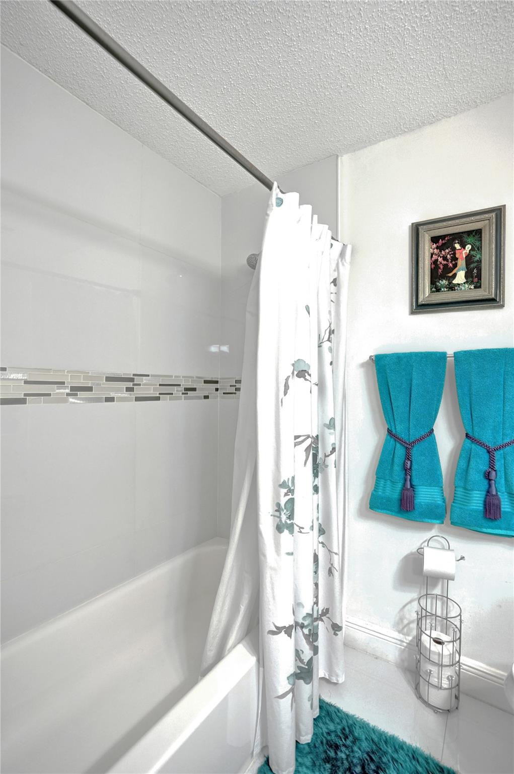 LAUDERDALE WEST - Residential