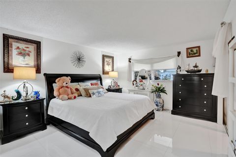 Tiny photo for 1034 NW 88th Avenue #B-99, Plantation, FL 33322 (MLS # F10551908)