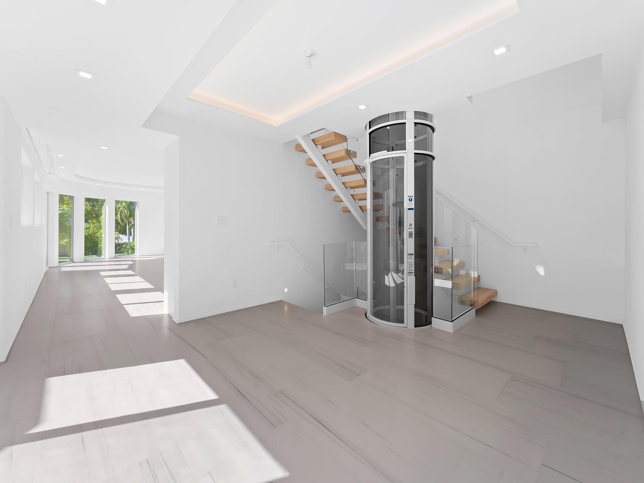 421 Hendricks Isle - Residential