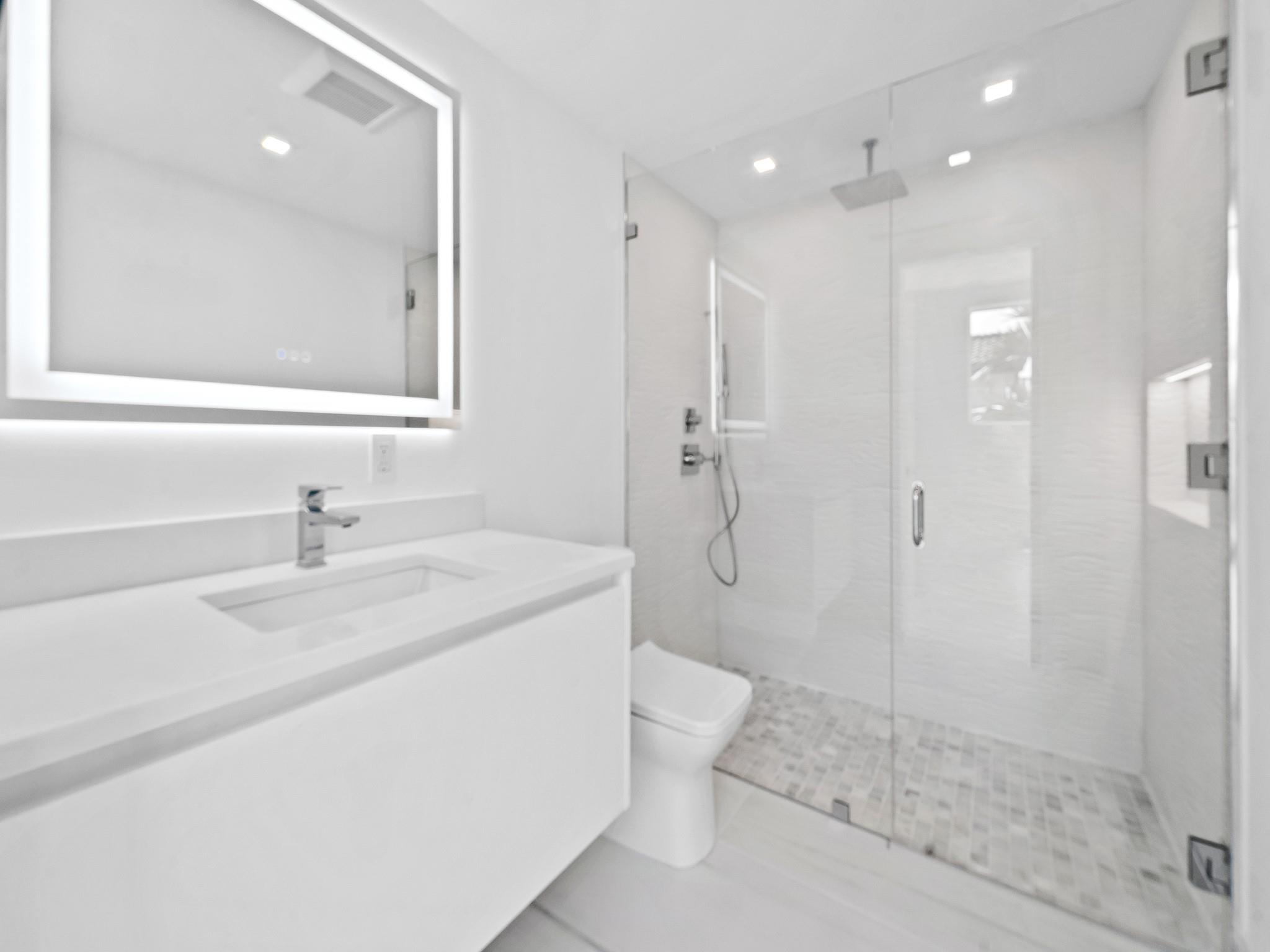 421 Hendricks Isle - Residential