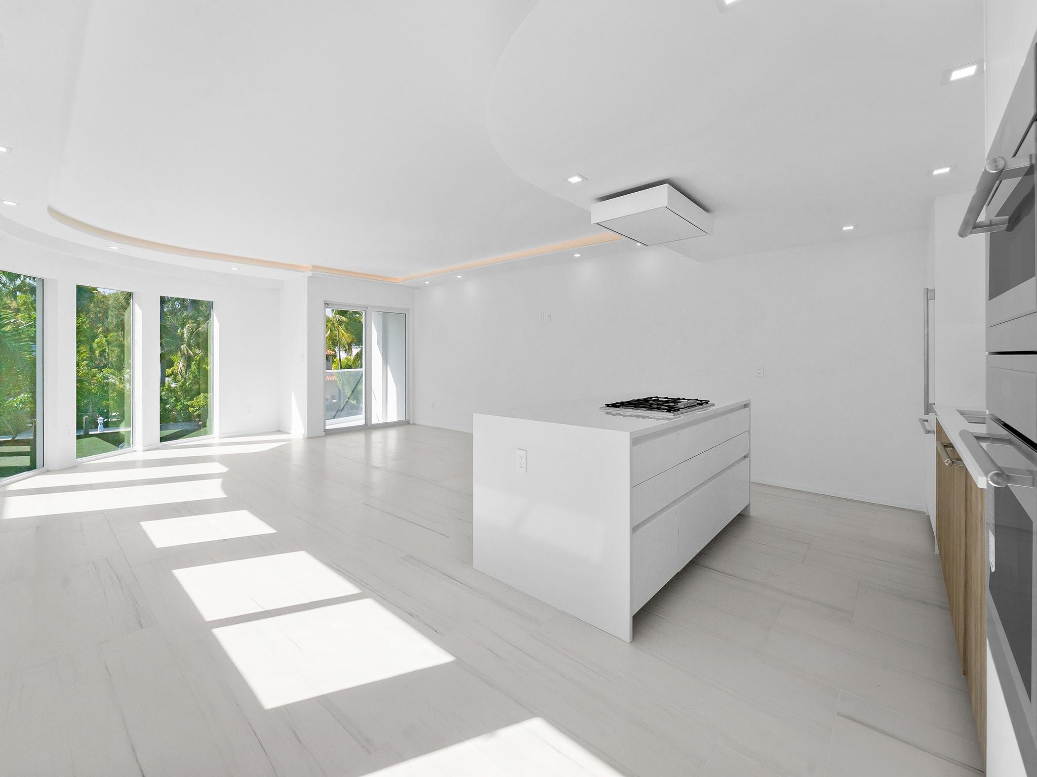 421 Hendricks Isle - Residential