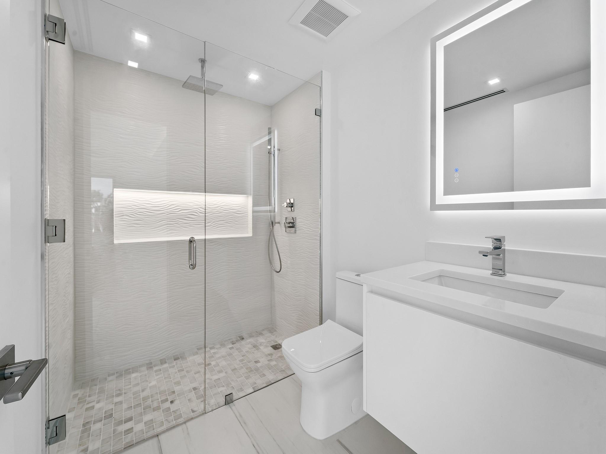 421 Hendricks Isle - Residential