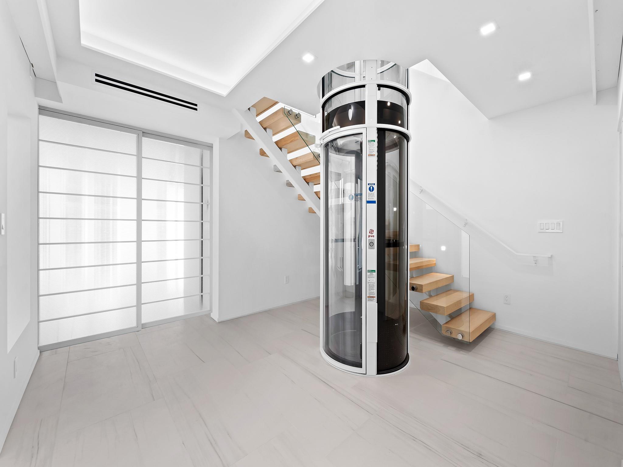 421 Hendricks Isle - Residential