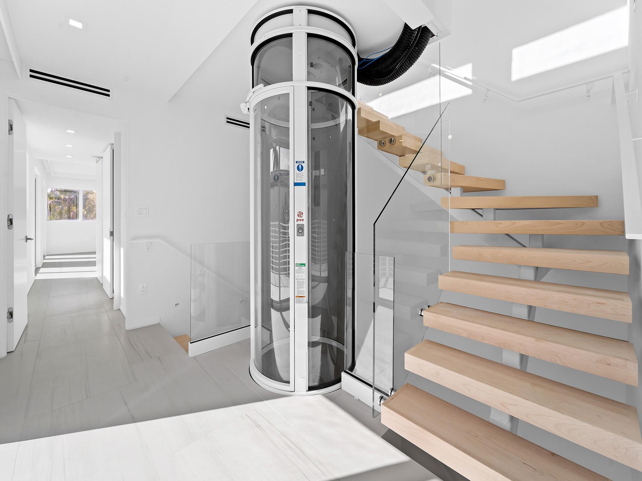 421 Hendricks Isle - Residential