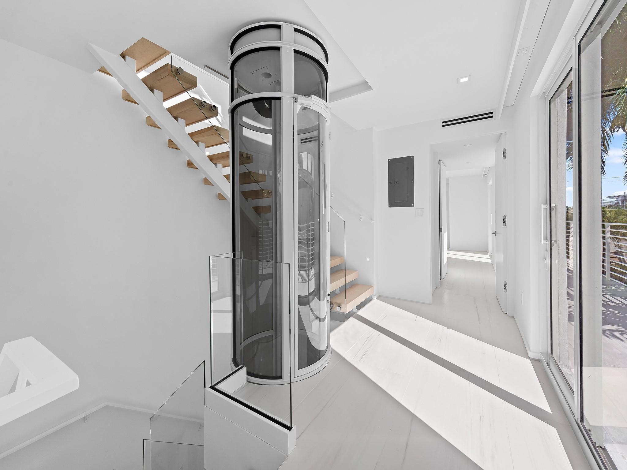 421 Hendricks Isle - Residential