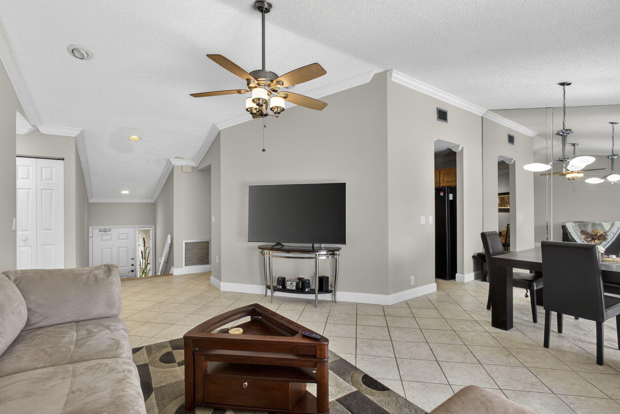 LEXINGTON GREEN CONDO - Residential