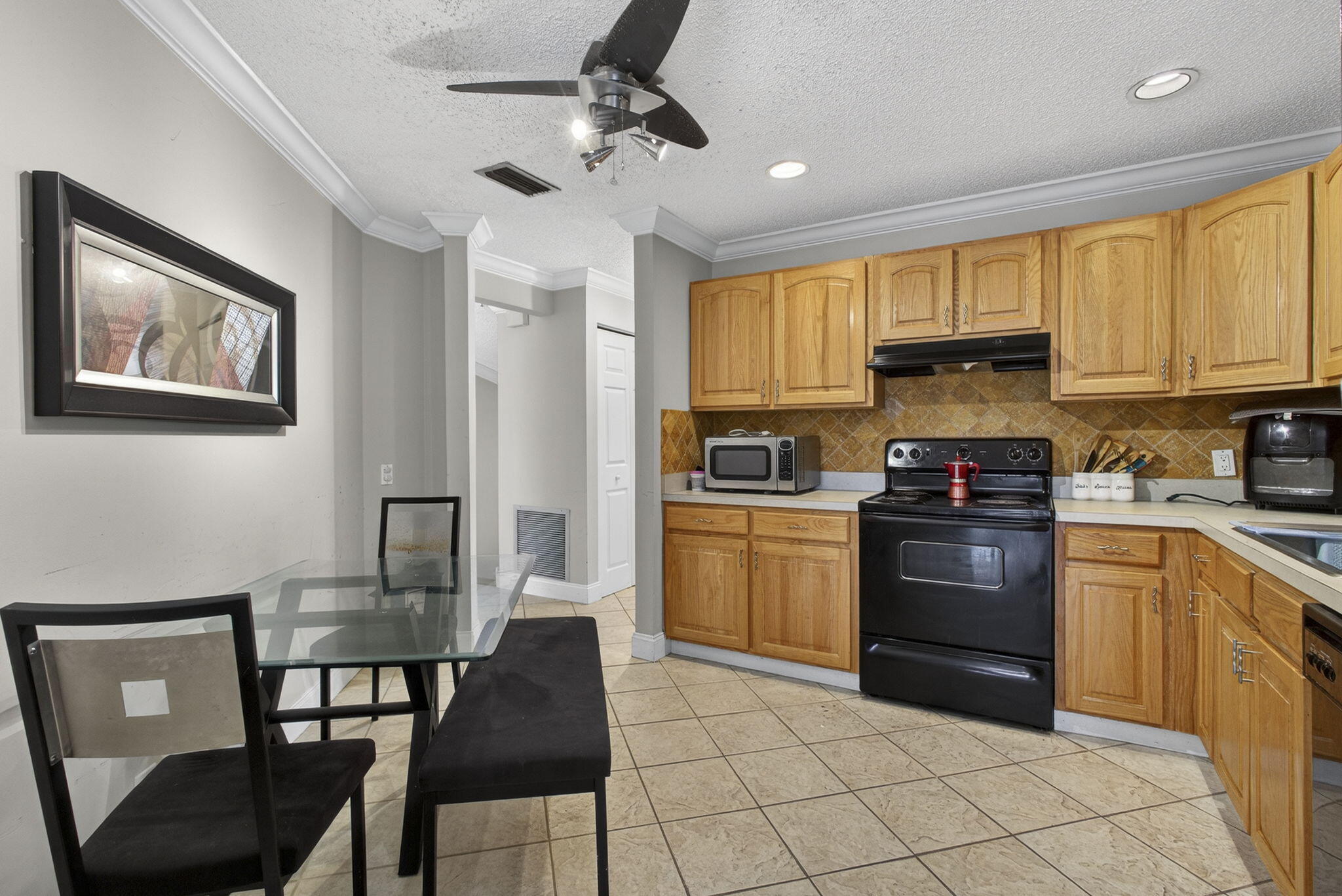 LEXINGTON GREEN CONDO - Residential