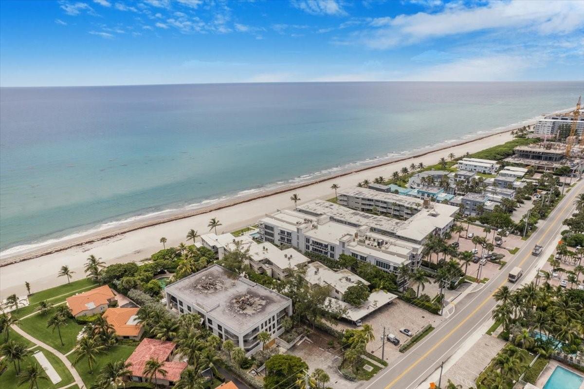 Beautiful 2/2 Very close to the beach, on a prestigious millionaire mile! The unit is in excellent shape with big patio area, located on the ground floor. Space to barbecue and enjoy the sunrise. New A/C. Will not last!
