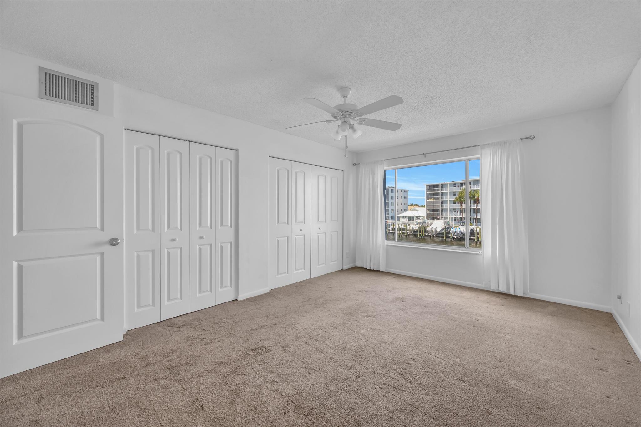 SHOREHAM CONDO - Residential Lease