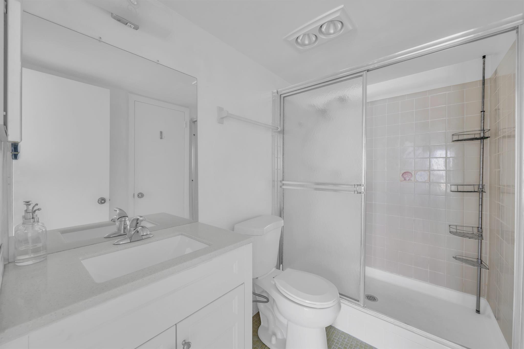 SHOREHAM CONDO - Residential Lease