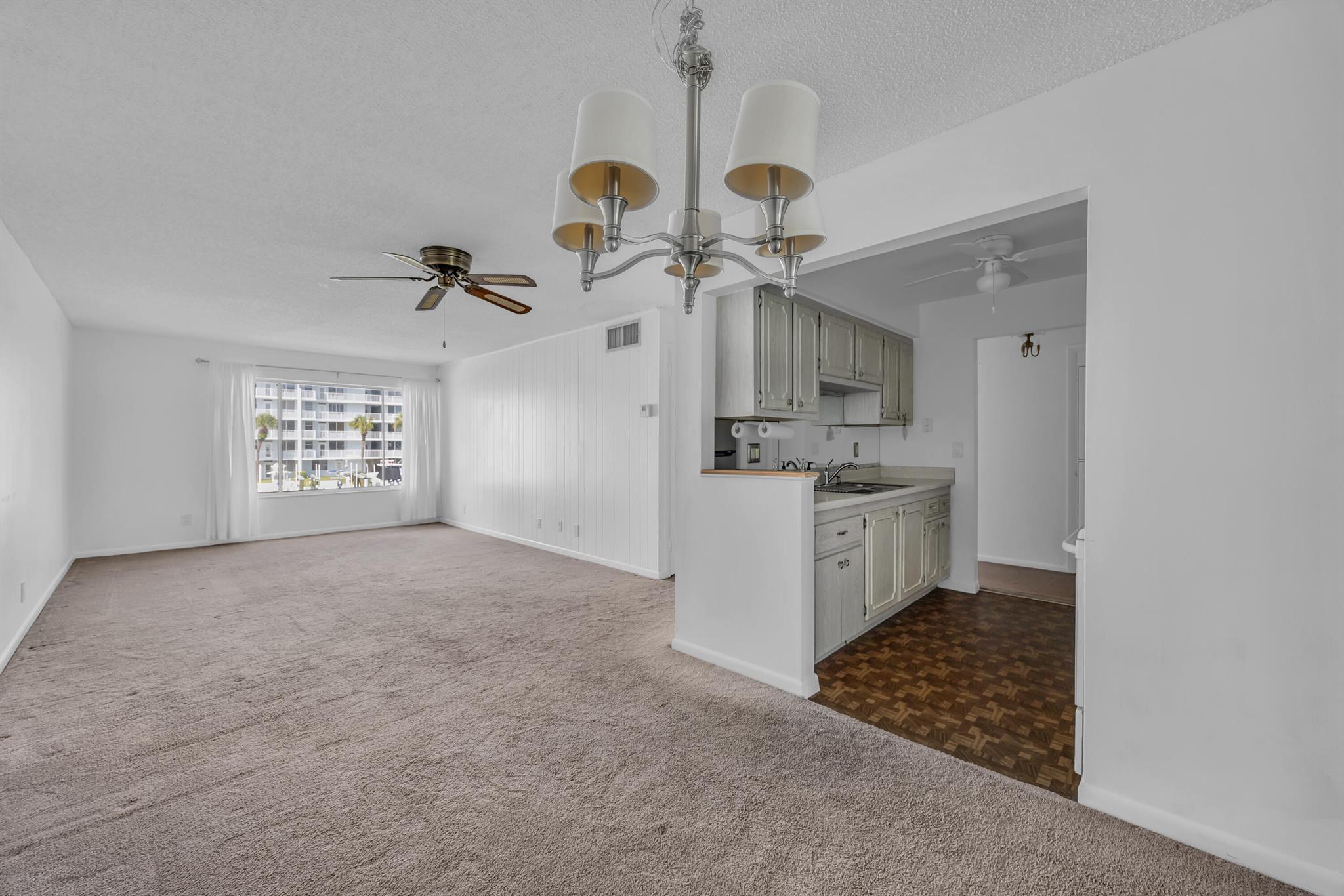 SHOREHAM CONDO - Residential Lease
