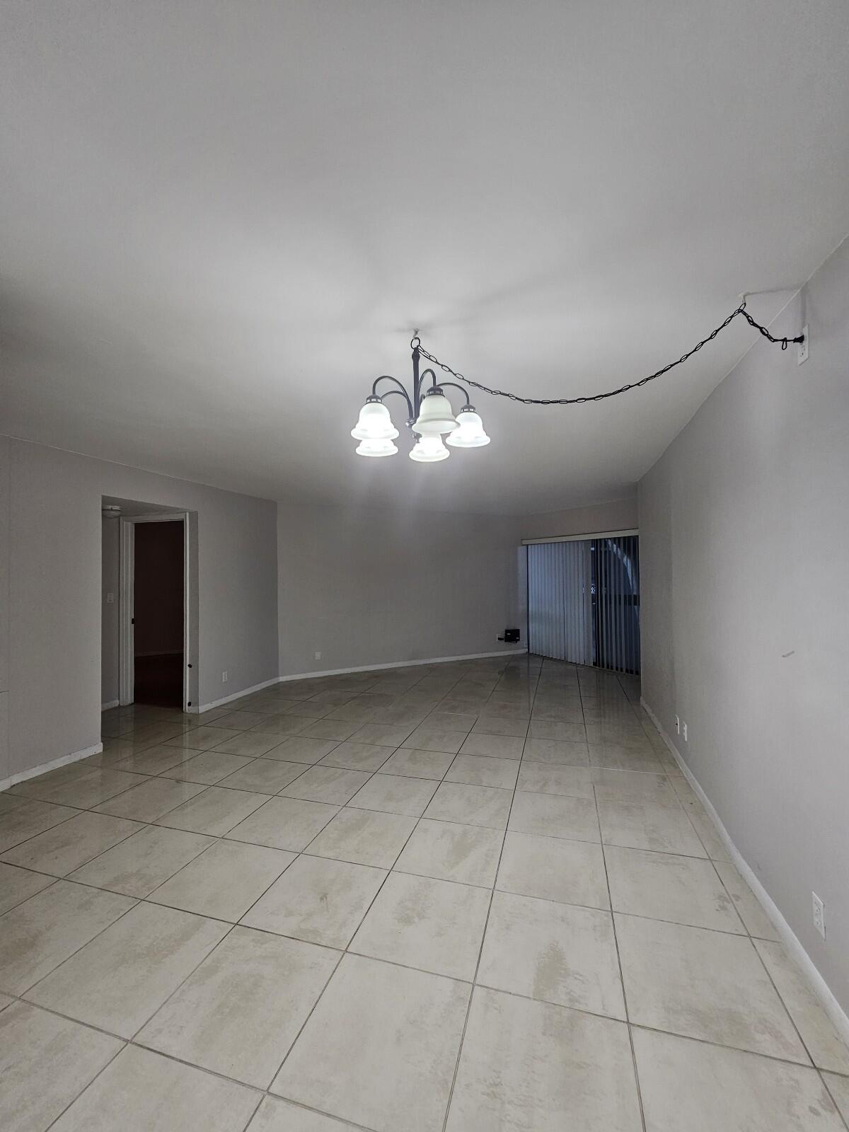 PRESIDENTIAL GOLFVIEW CONDO - Residential Lease