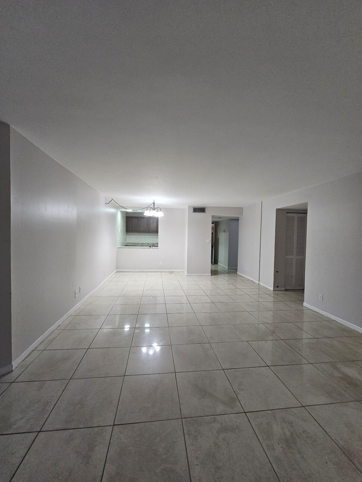 PRESIDENTIAL GOLFVIEW CONDO - Residential Lease