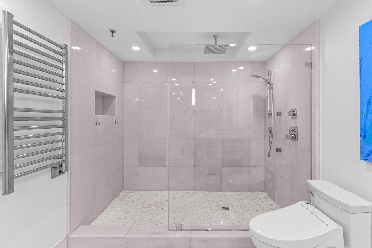 TRAFALGAR OF HIGHLAND BEA - Residential