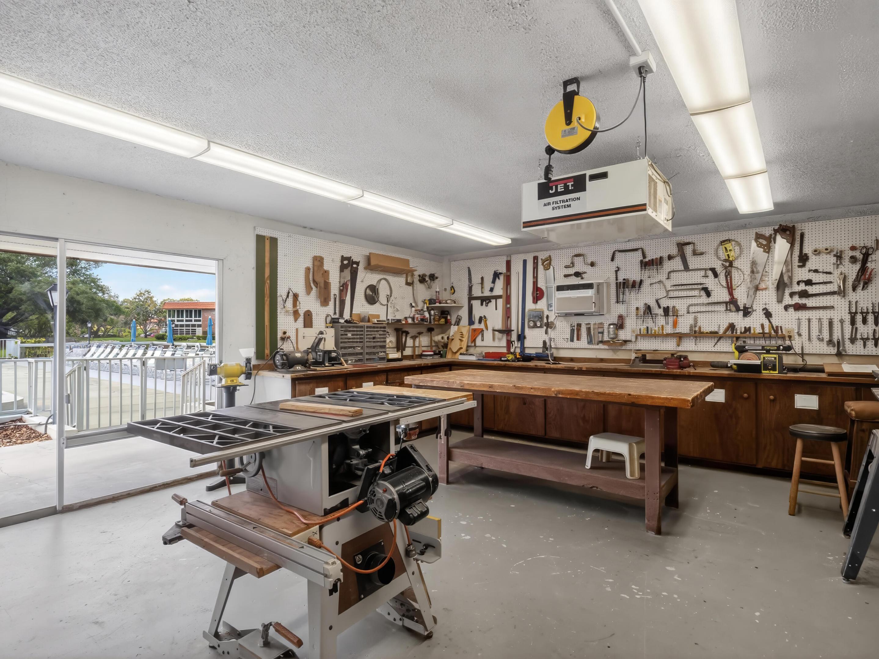 Vista Del Lago - Residential