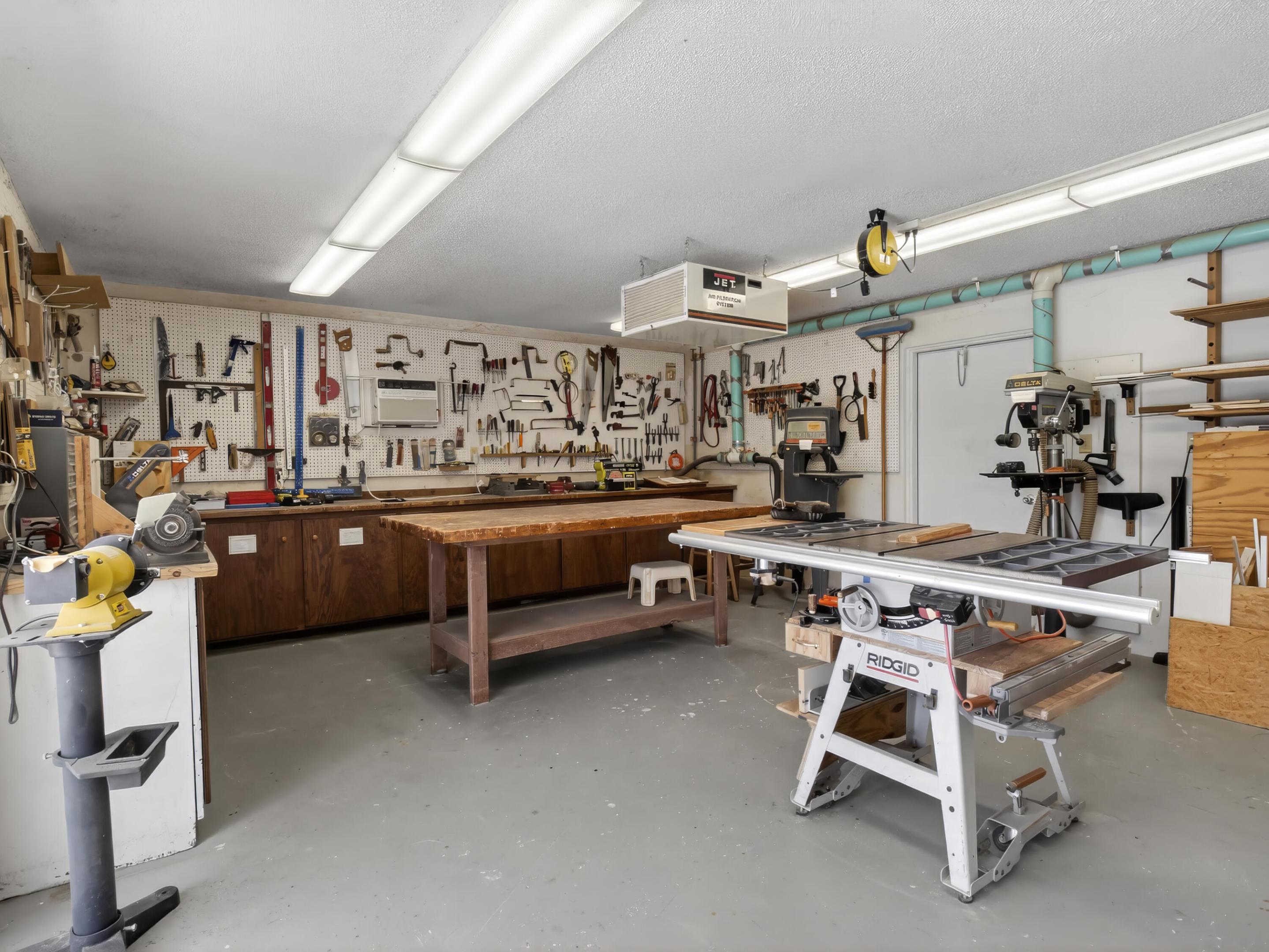 Vista Del Lago - Residential