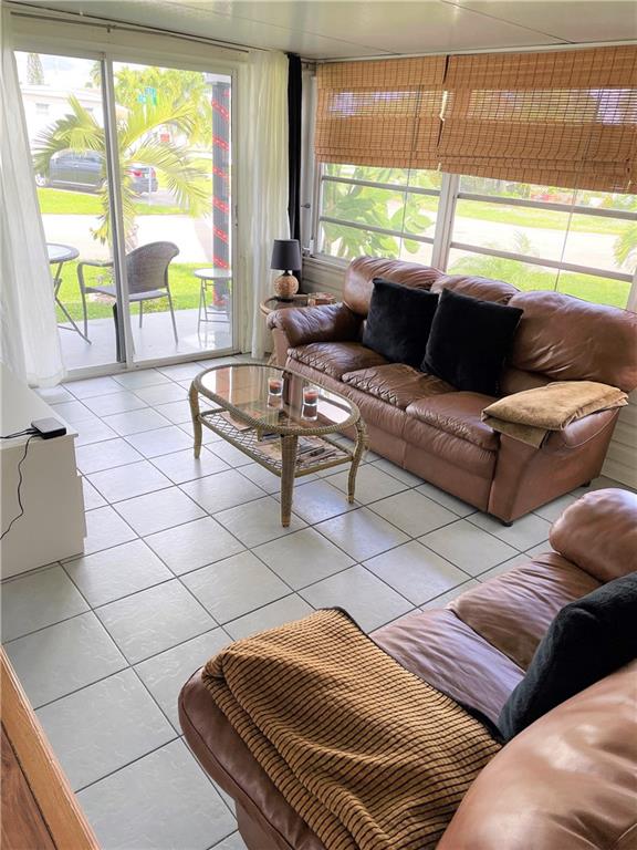 Park City Sec Two 56-25 B - Residential