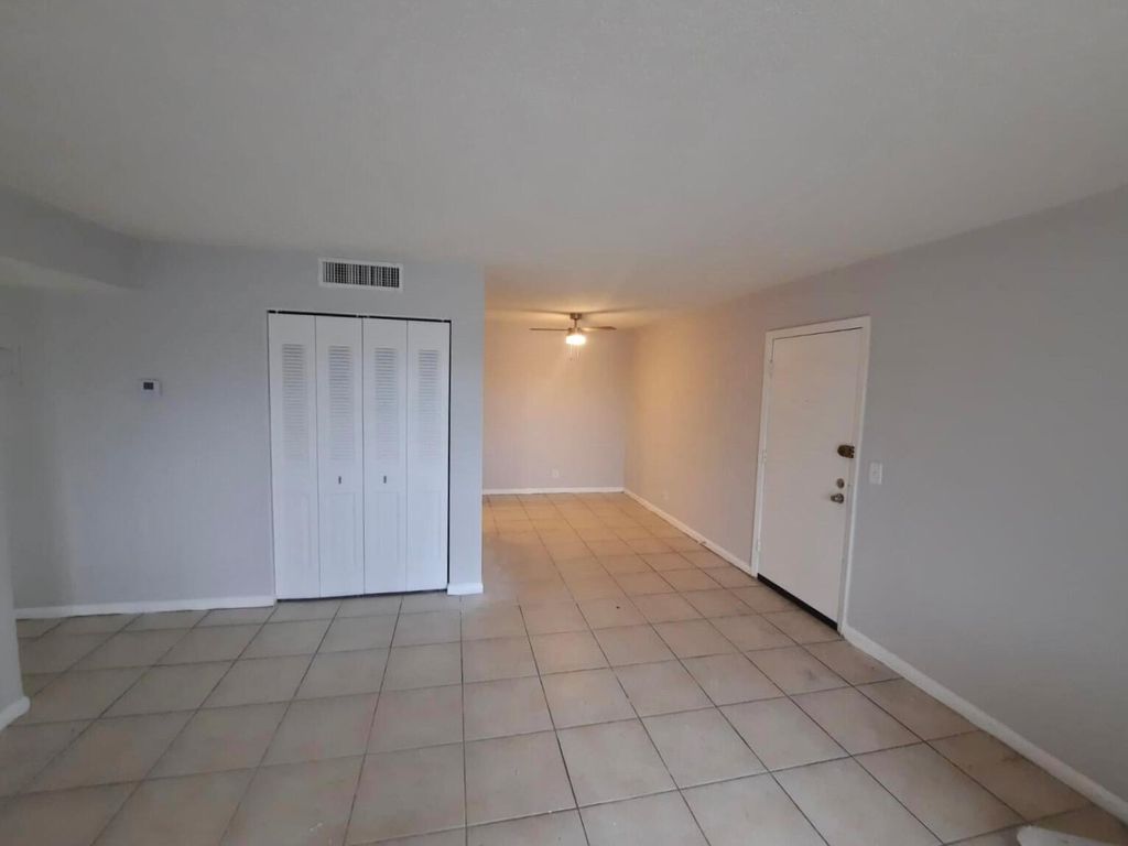Photo of 1500 N Congress Avenue #B18, West Palm Beach, FL 33401 (MLS # R11019812)