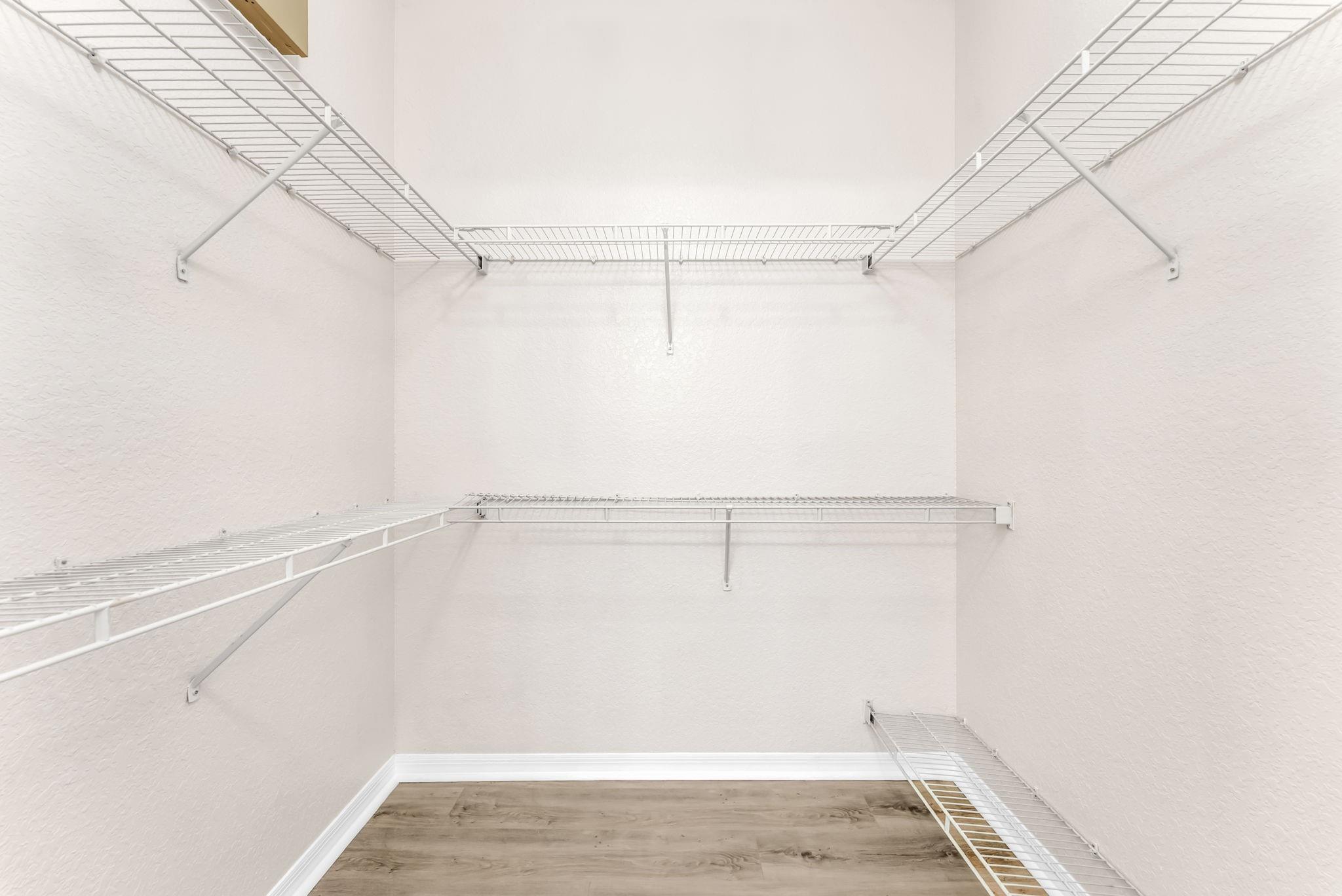 Escada - Residential