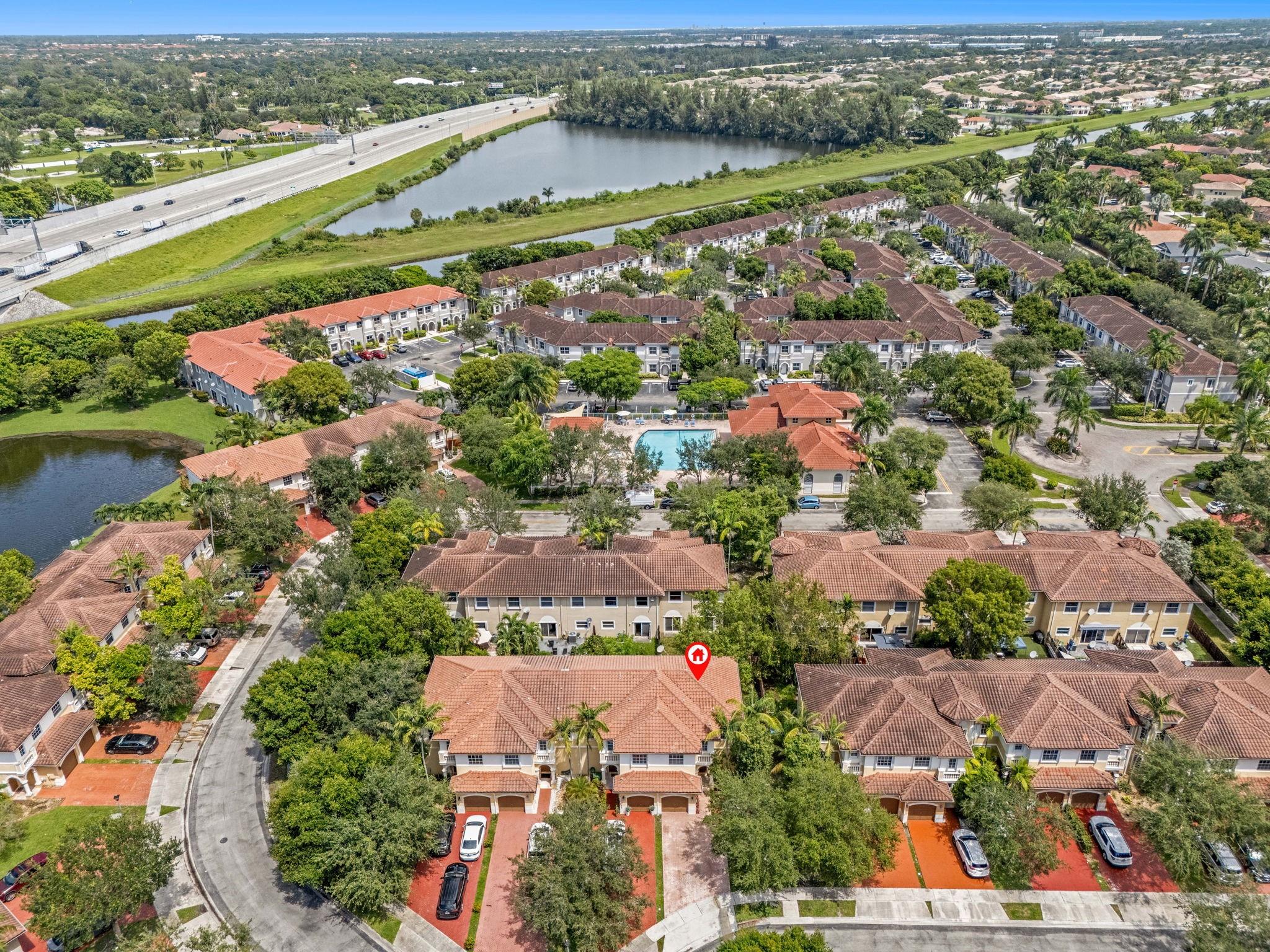 Escada - Residential
