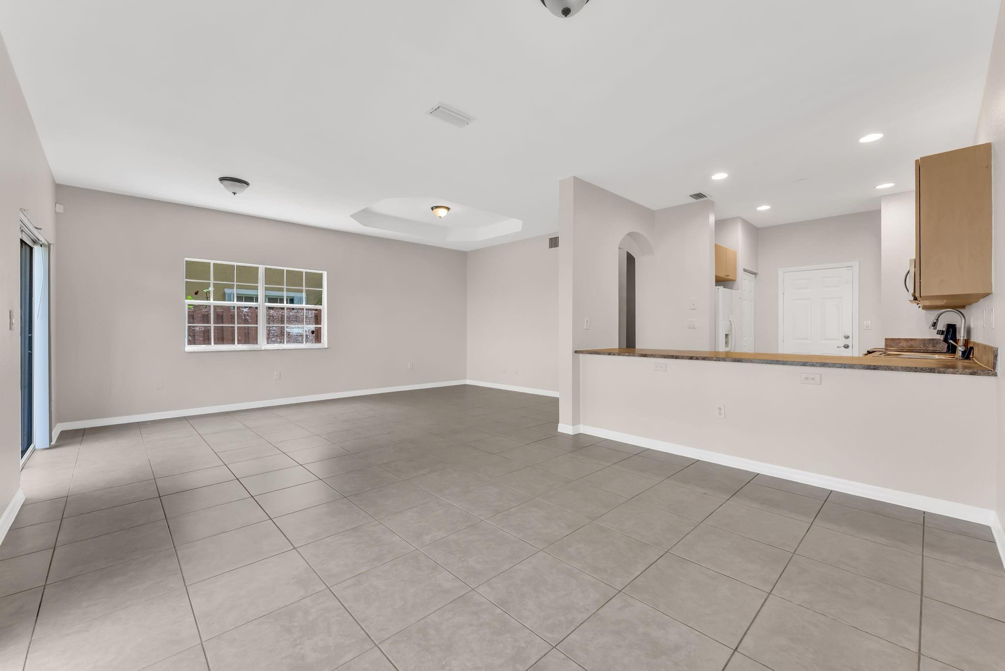 Escada - Residential