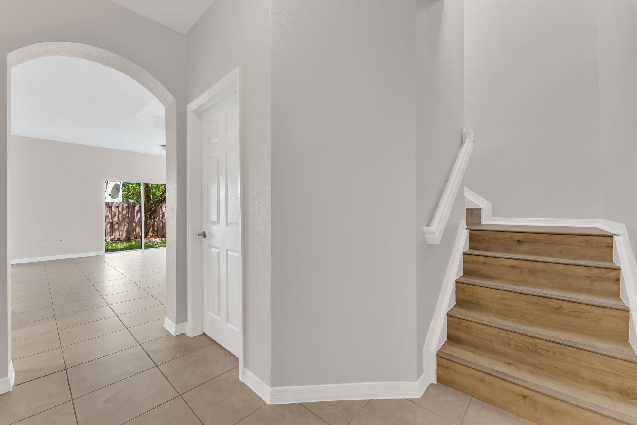 Escada - Residential