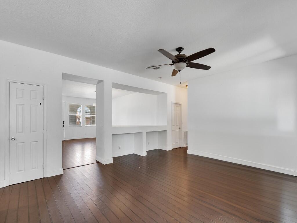 PORT ST LUCIE SECTION 25 - Residential