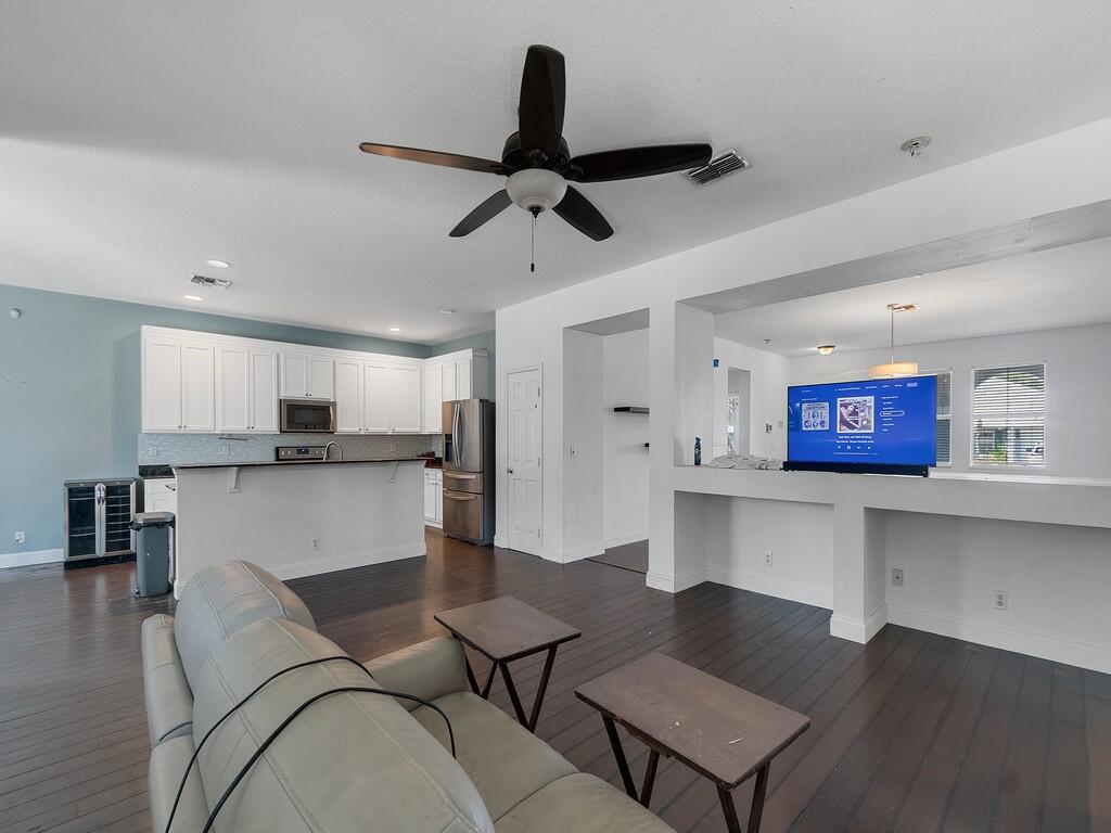 PORT ST LUCIE SECTION 25 - Residential