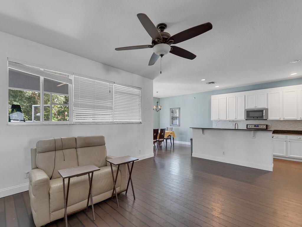 PORT ST LUCIE SECTION 25 - Residential