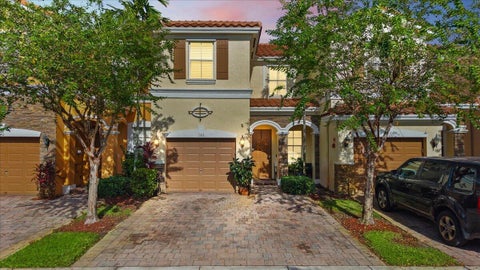 Photo of 130 EMERALD CREEK Terrace, Plantation, FL 33325 (MLS # B26071384)