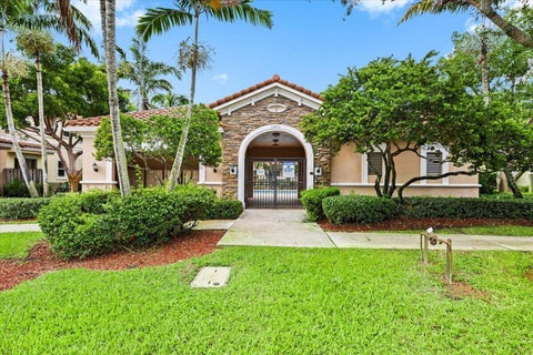 Tiny photo for 130 EMERALD CREEK Terrace, Plantation, FL 33325 (MLS # B26071384)