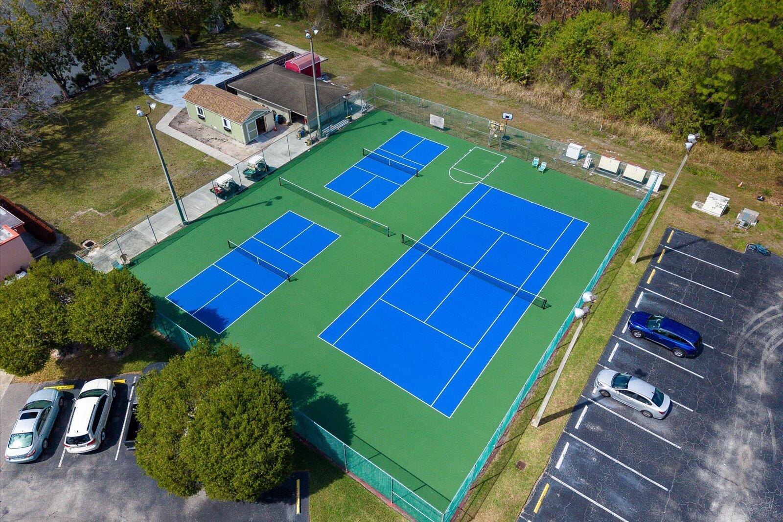 VISTA ST LUCIE BUILDINFS 9 THUR 20 - Residential