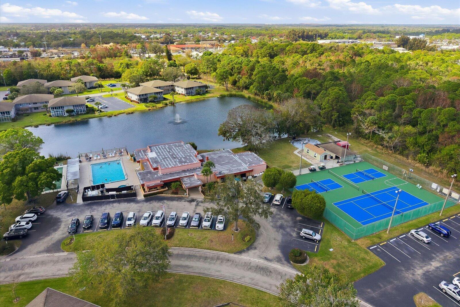 VISTA ST LUCIE BUILDINFS 9 THUR 20 - Residential