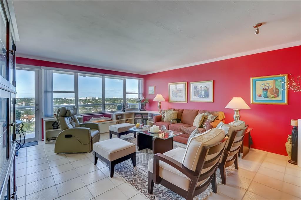Coral Ridge Towers East - Residential
