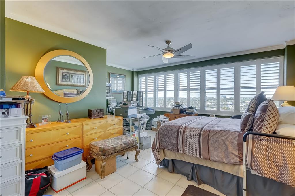 Coral Ridge Towers East - Residential