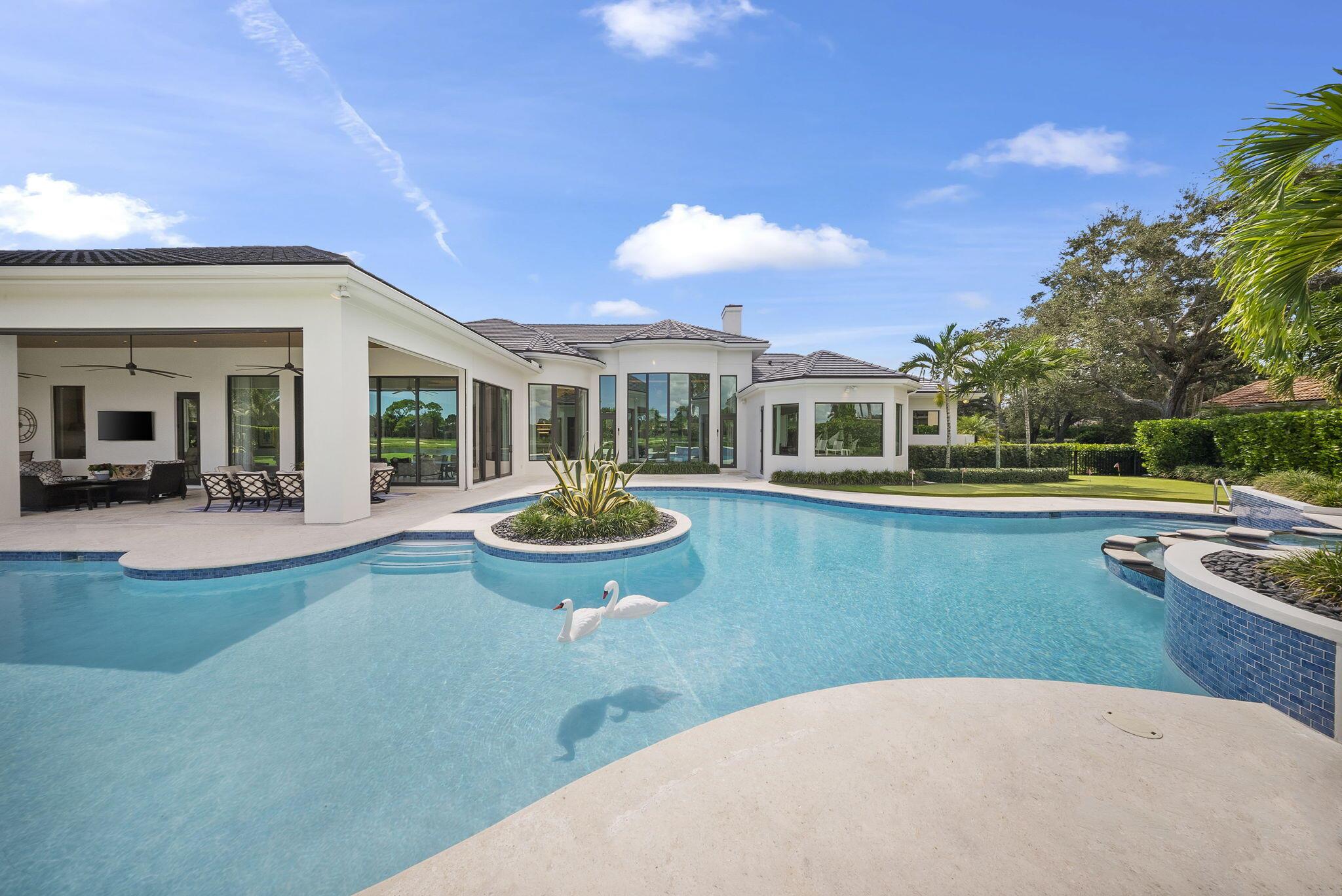 LOXAHATCHEE CLUB - Residential