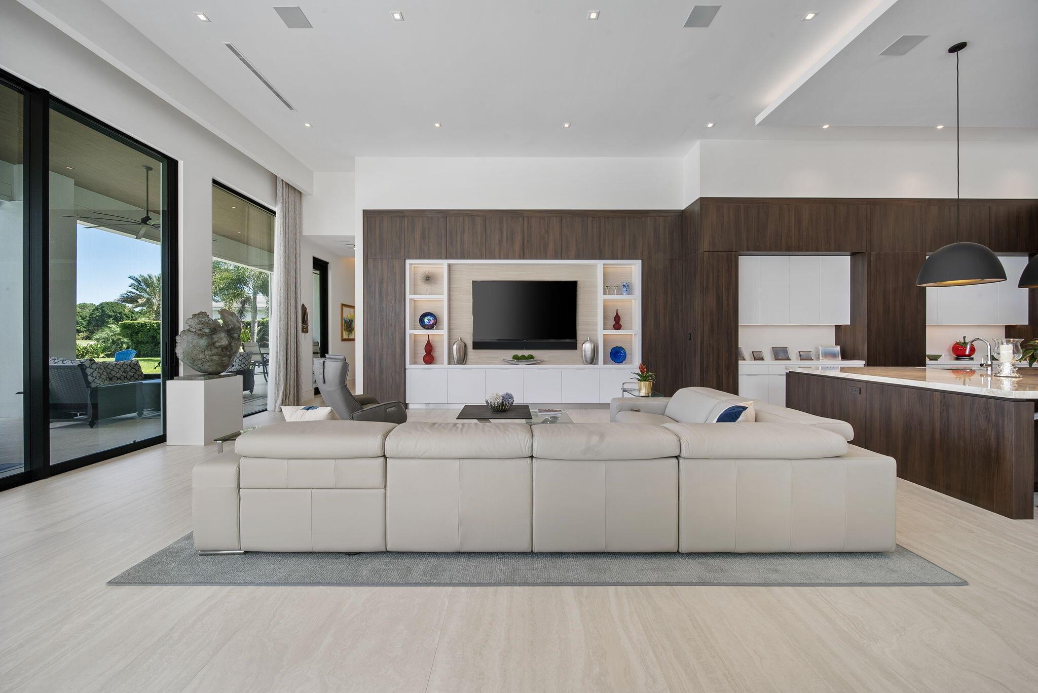 LOXAHATCHEE CLUB - Residential