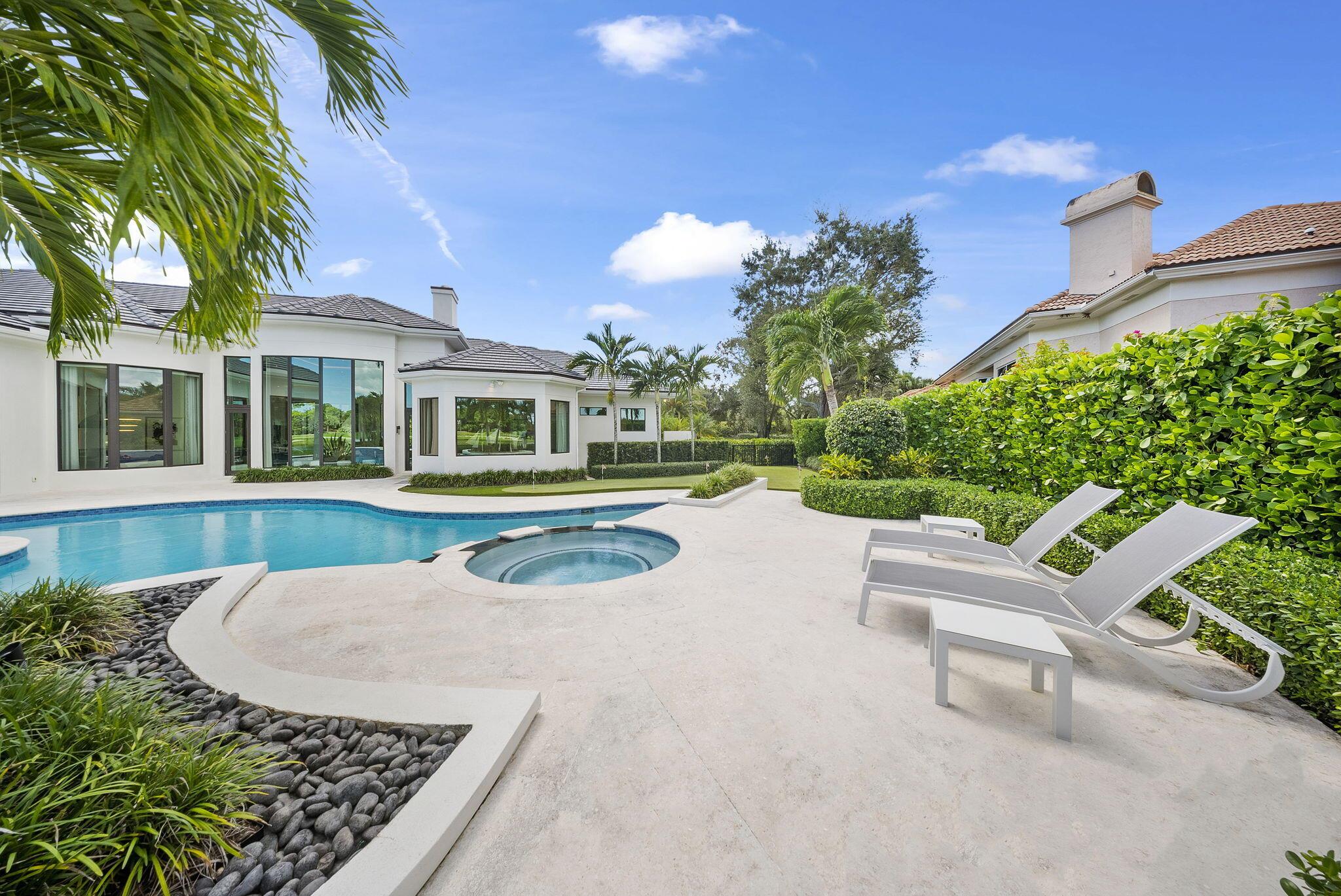 LOXAHATCHEE CLUB - Residential