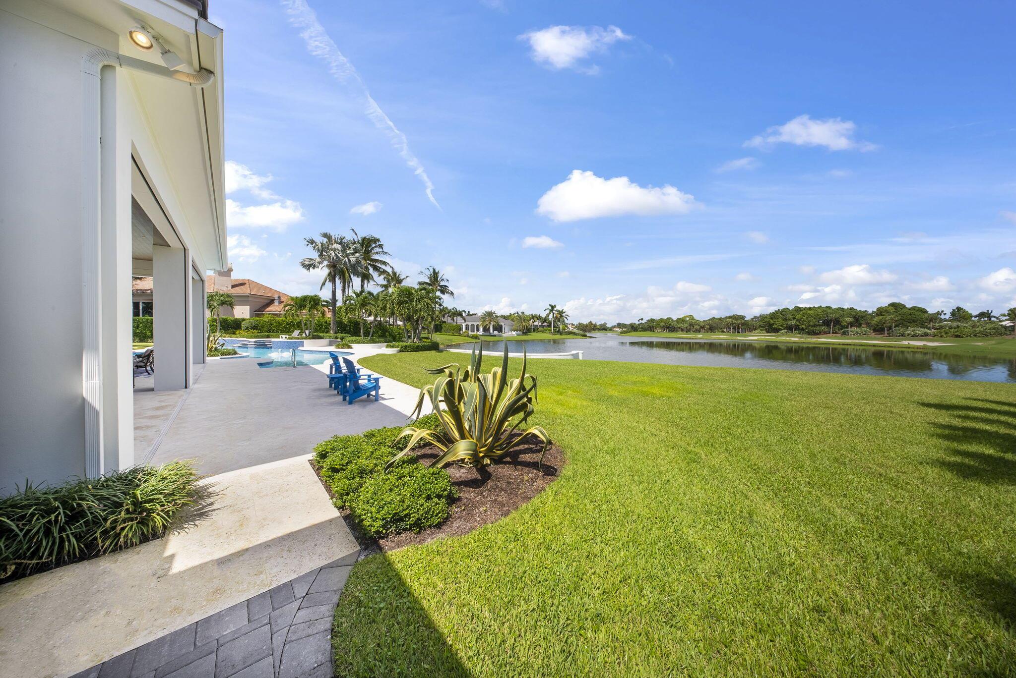 LOXAHATCHEE CLUB - Residential