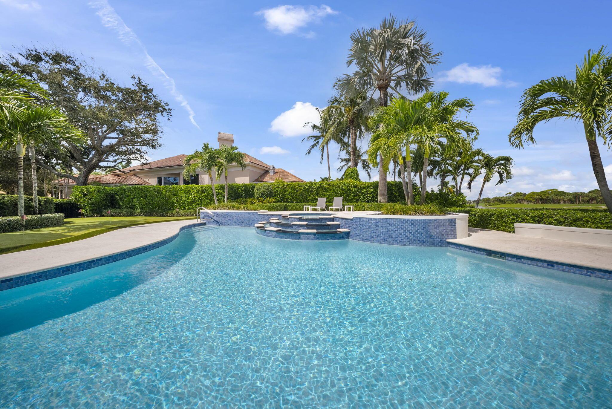 LOXAHATCHEE CLUB - Residential