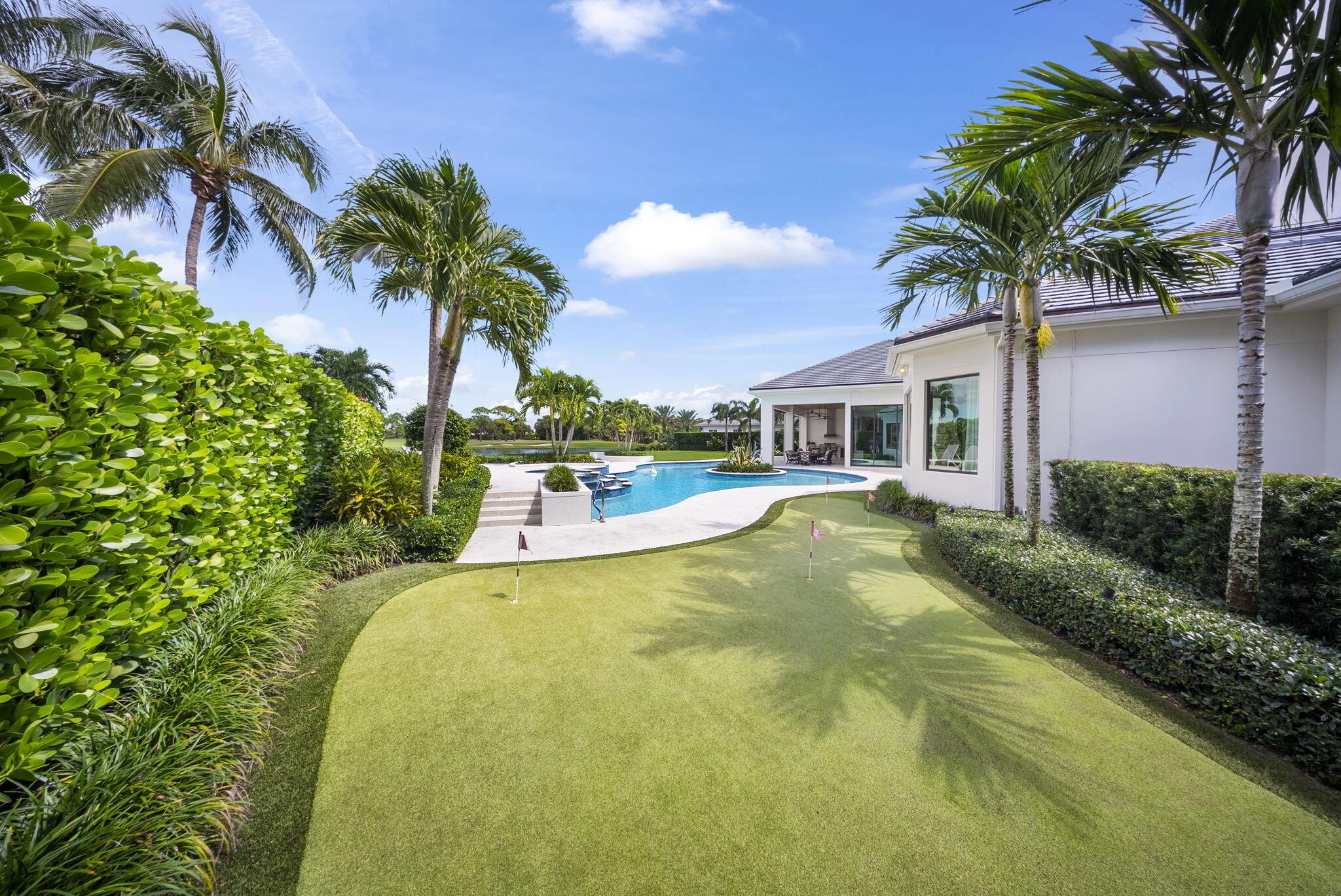 LOXAHATCHEE CLUB - Residential