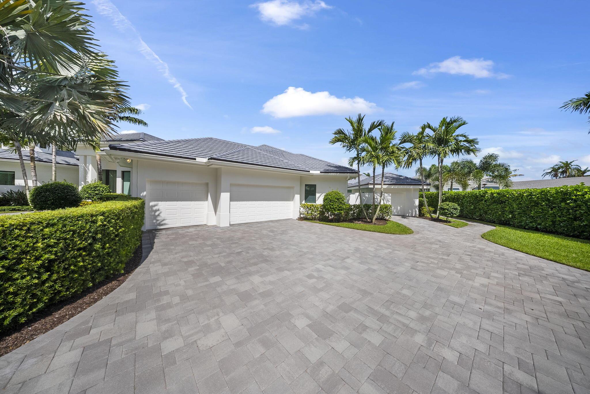 LOXAHATCHEE CLUB - Residential